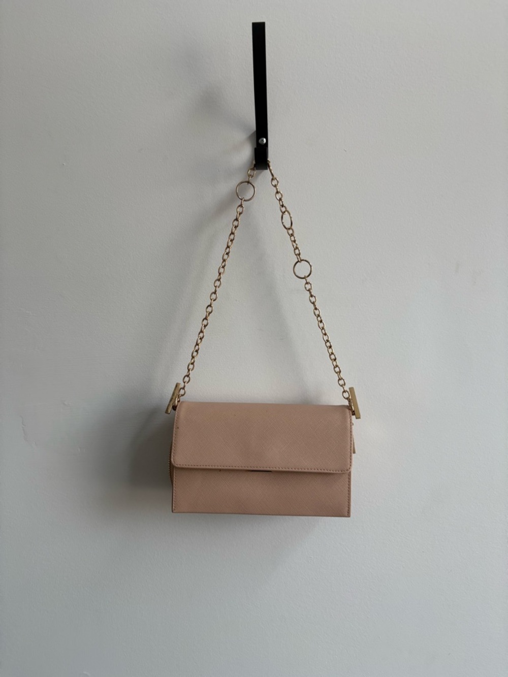 4 Mini Purses with Gold Chain - Picture 4 of 4
